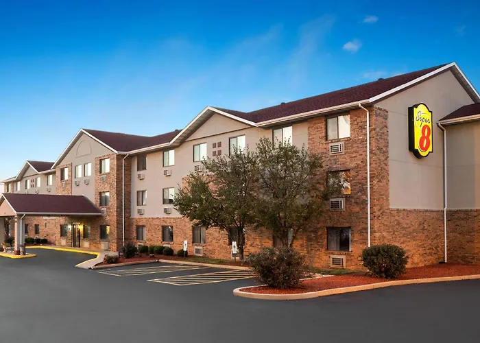 Motel Super 8 By Wyndham Fairview Heights-st. Louis