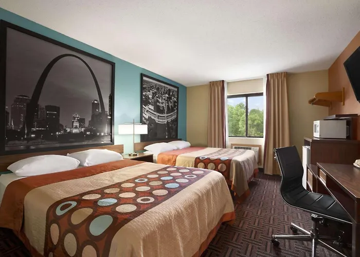 Motel Super 8 By Wyndham Fairview Heights-st. Louis 2*