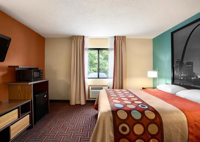 Motel Super 8 By Wyndham Fairview Heights-st. Louis