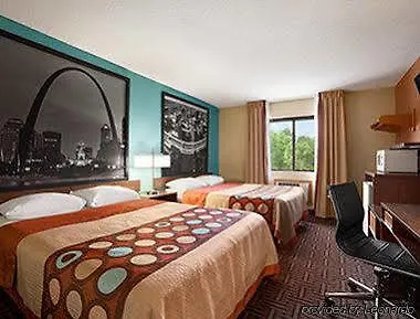 Motel Super 8 By Wyndham Fairview Heights-st. Louis